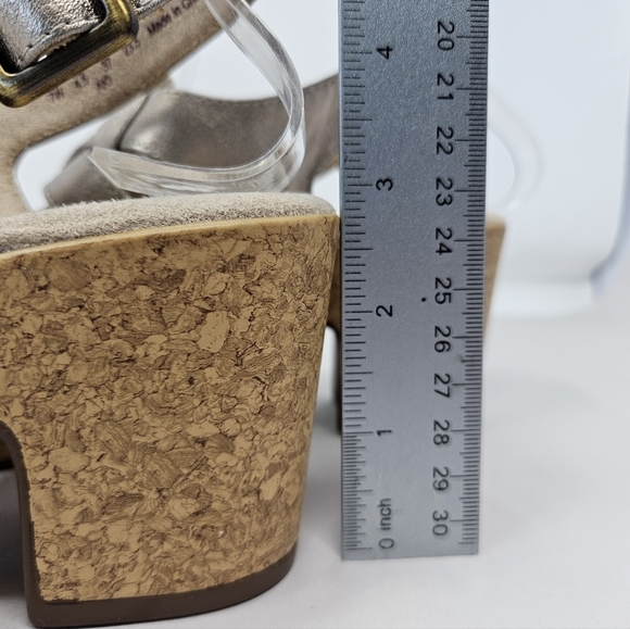 Soul Naturalizer Womens Aki Warm Silver Faux Leather Platform Sandels Sz 7W Adj. - Picture 4 of 12